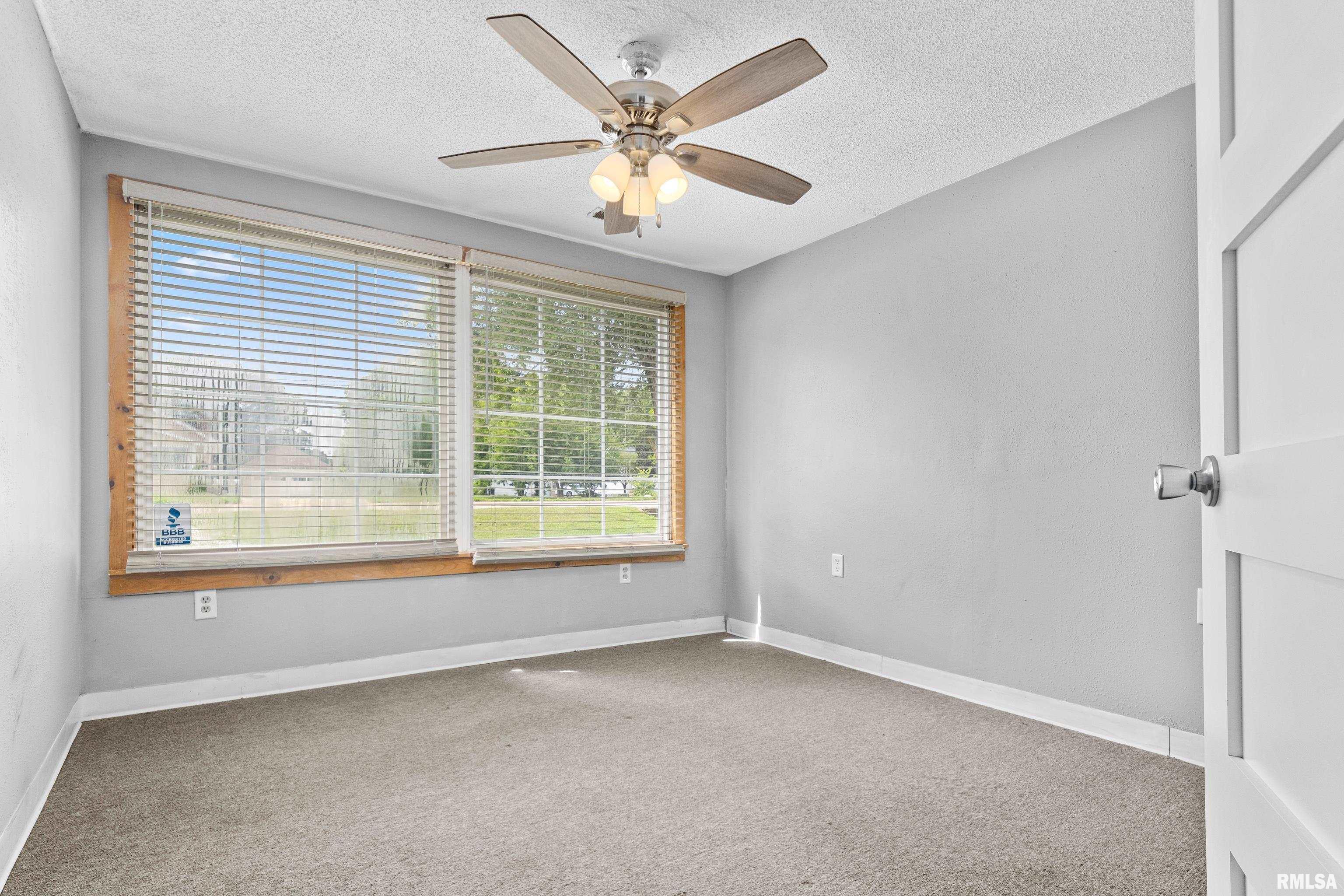 1446 North 4th Street Chillicothe, IL 61523 - Photo 17 of 38