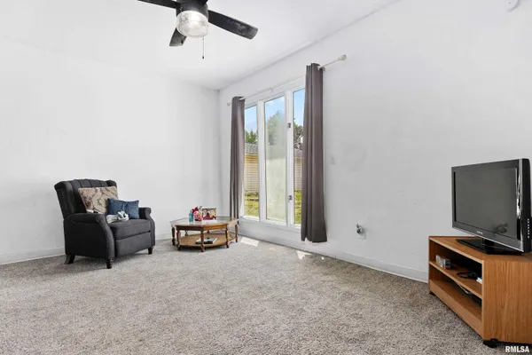 $219,900 | 1446 North 4th Street, Chillicothe, IL 61523