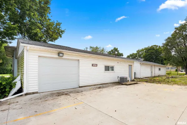 $219,900 | 1446 North 4th Street, Chillicothe, IL 61523