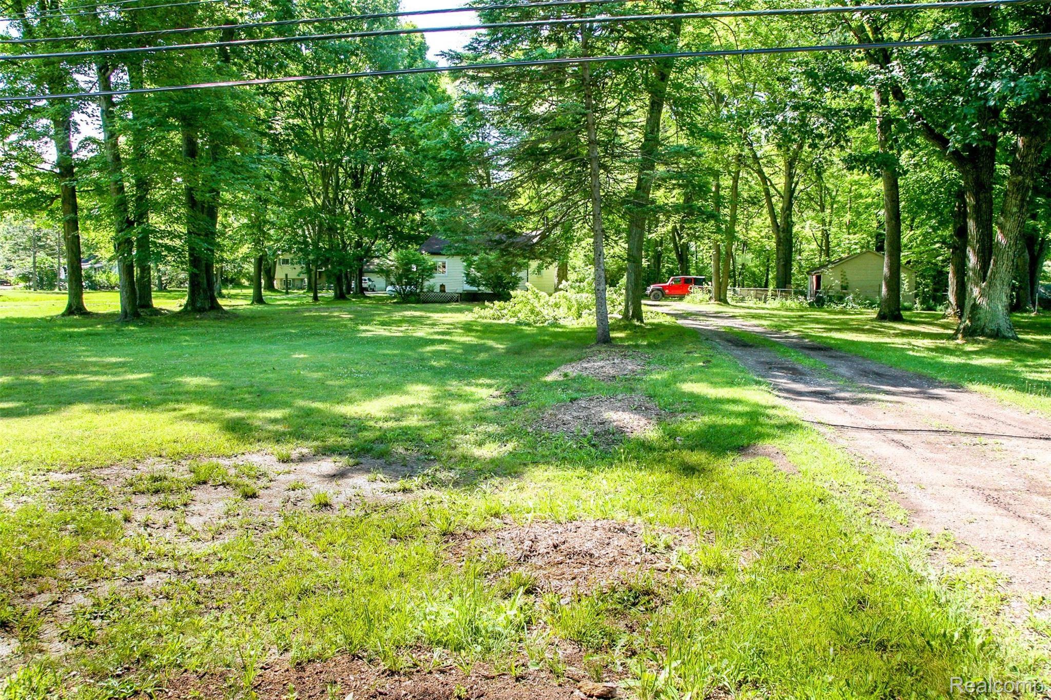 4749 Waldon Road Clarkston, MI 48348 - Photo 12 of 19 IMG_6833.jpg