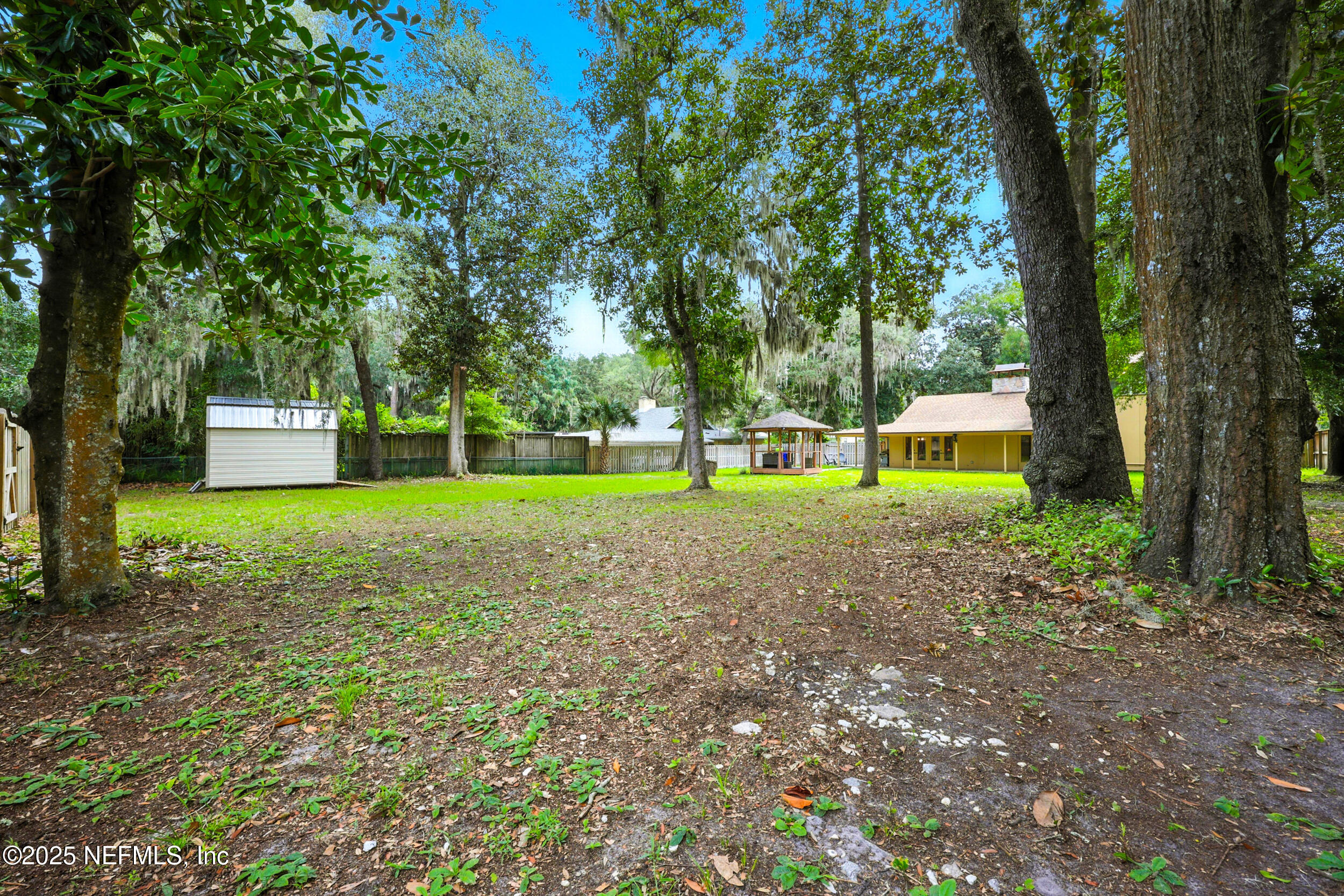 2712 Red Fox Road Orange Park, FL 32073 - Photo 26 of 30 a view of a volley ball court
