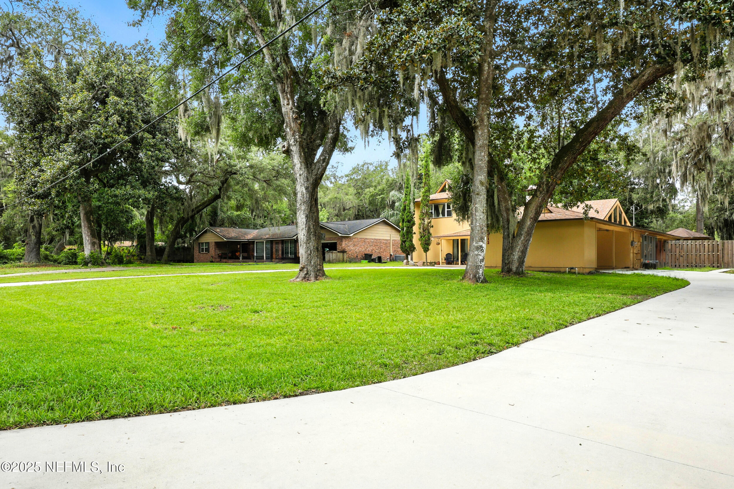2712 Red Fox Road Orange Park, FL 32073 - Photo 30 of 30 a view of a volley ball court