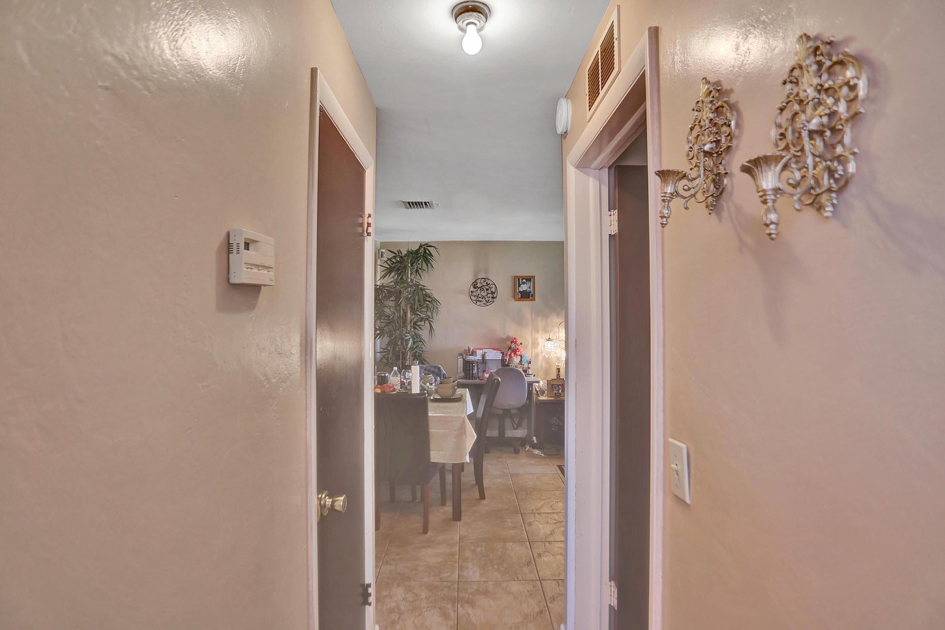 591 Silver Beach Road Riviera Beach, FL 33403 - Photo 13 of 29 G87A4102