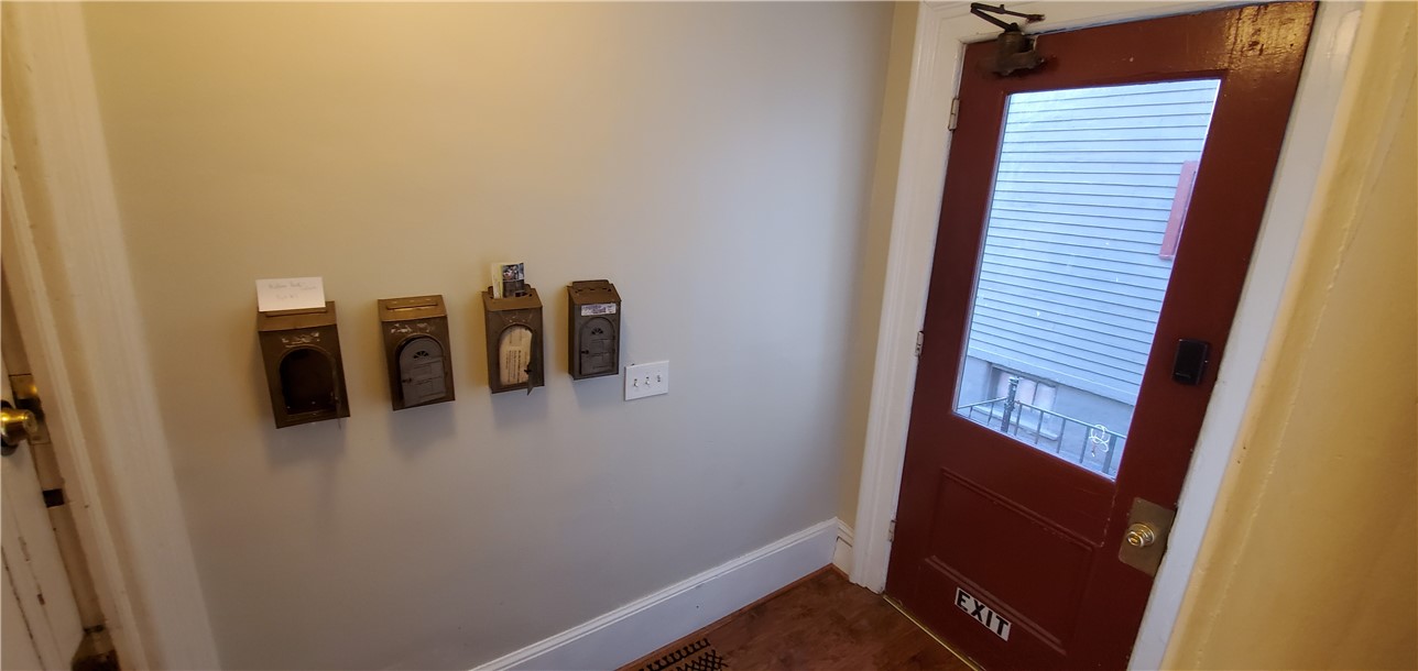 44 Park Avenue, Unit 3 Rochester, NY 14607 - Photo 5 of 11