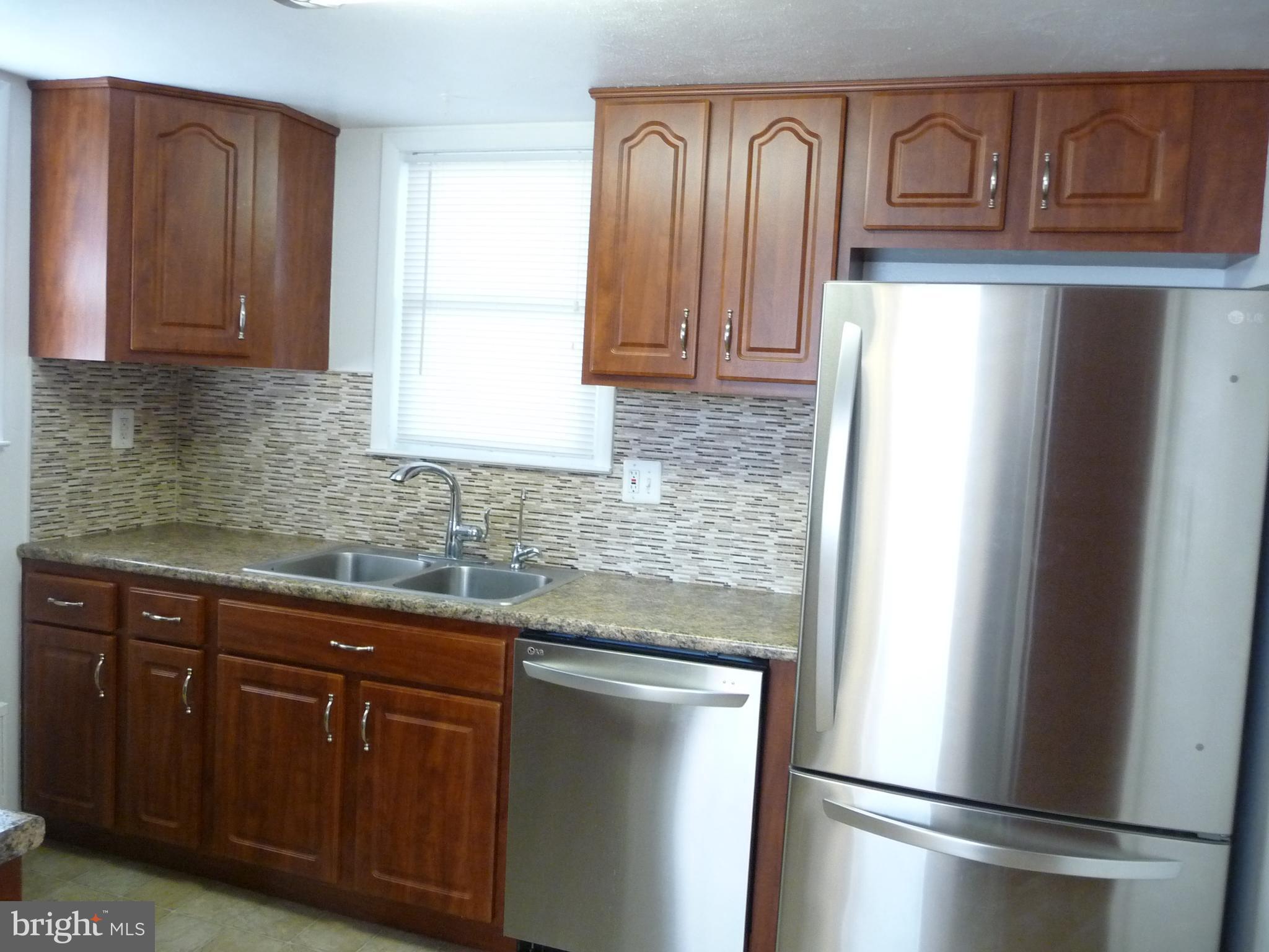 14999 Alaska Road Woodbridge, VA 22191 - Photo 8 of 30 Kitchen