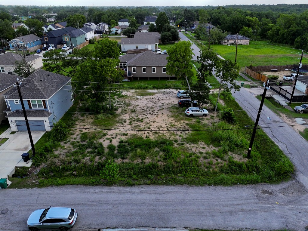 5510 Haight Street Houston, TX 77028 - Photo 2 of 26 an aerial view of a house with yard