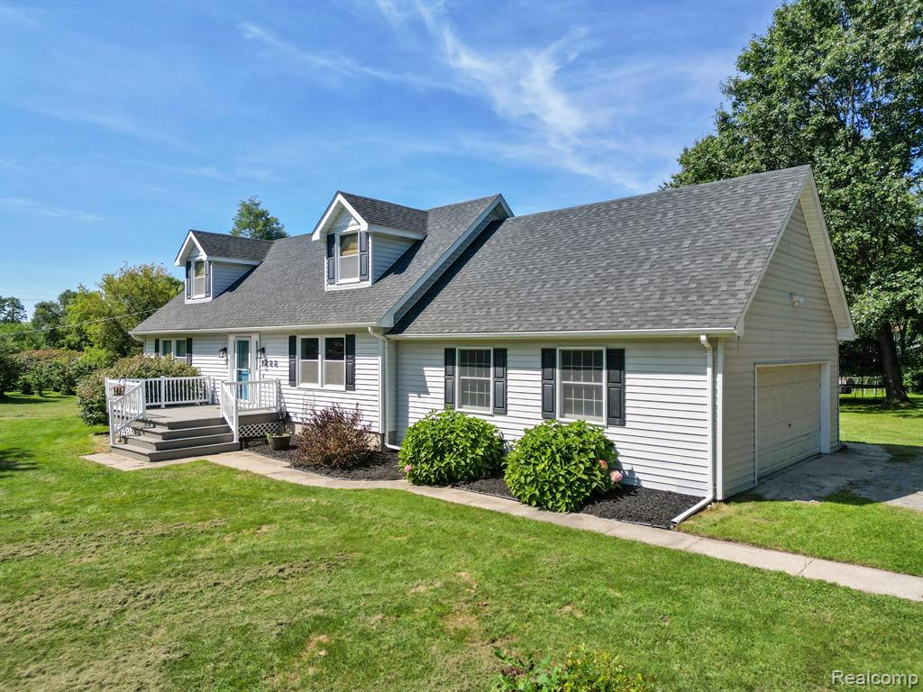 1288 Taylor Road Brighton, MI 48114 - Photo 3 of 56