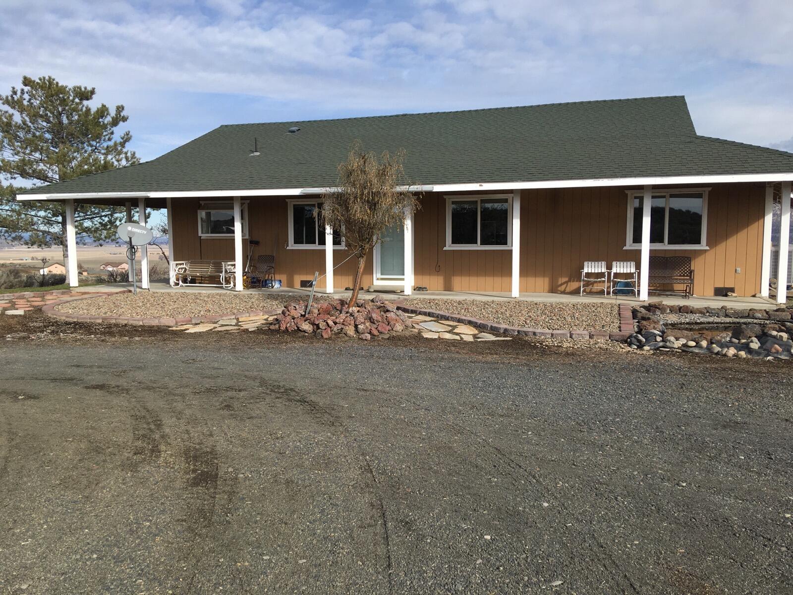 12150 Falvey Road Klamath Falls, OR 97603 - Photo 8 of 80 IMG_1705