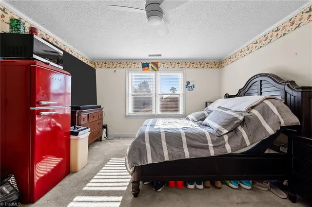 $625,000 | 5 Northline Place, Greensboro, NC 27410