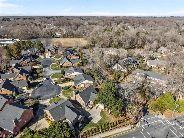 $625,000 | 5 Northline Place, Greensboro, NC 27410