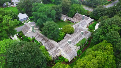 $12,000,000 | 20 Main Street, Nantucket, MA 02554