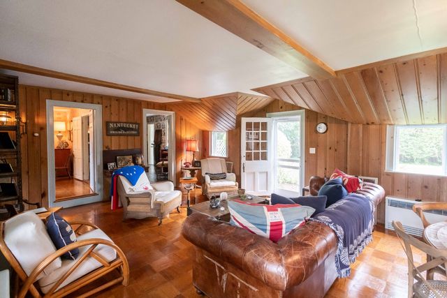 $12,000,000 | 20 Main Street, Nantucket, MA 02554