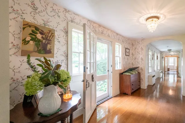 $12,000,000 | 20 Main Street, Nantucket, MA 02554