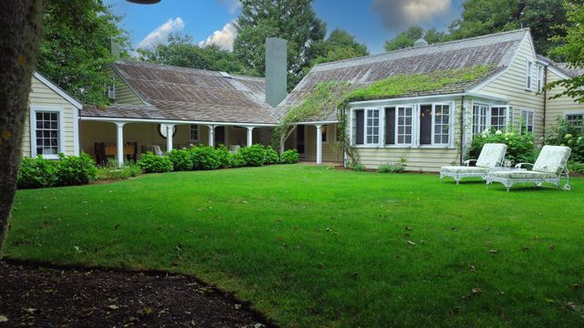 $12,000,000 | 20 Main Street, Nantucket, MA 02554