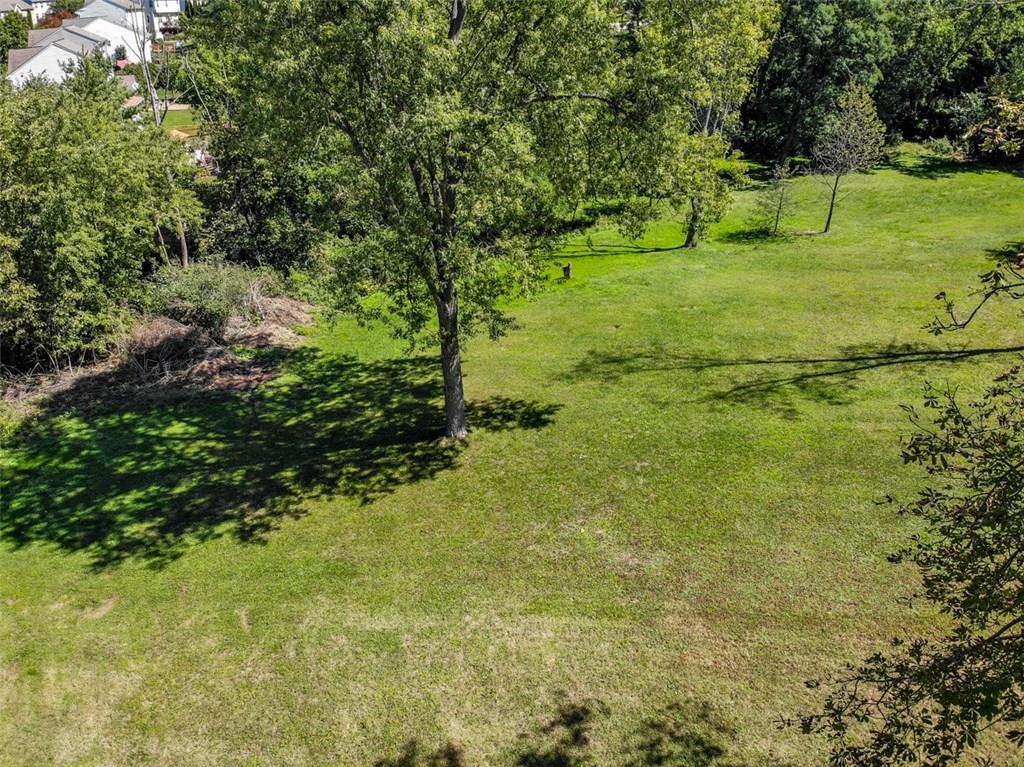 2420 Rochester Road Sewickley, PA 15143 - Photo 10 of 25 Gallery Image 10