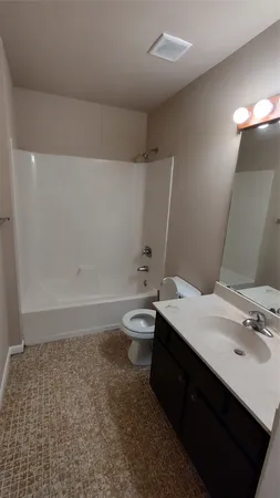 $1,500 | 4513 Avenue P 1/2, Unit 3, Galveston, TX 77551