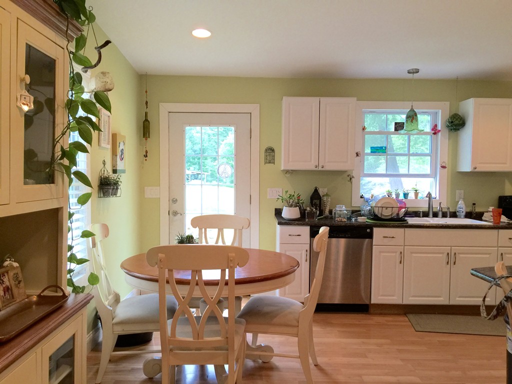 65 Butternut Road Westfield, MA 01085 - Photo 6 of 30 Gallery Image 6