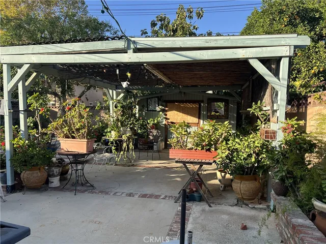 a view of outdoor space yard and patio