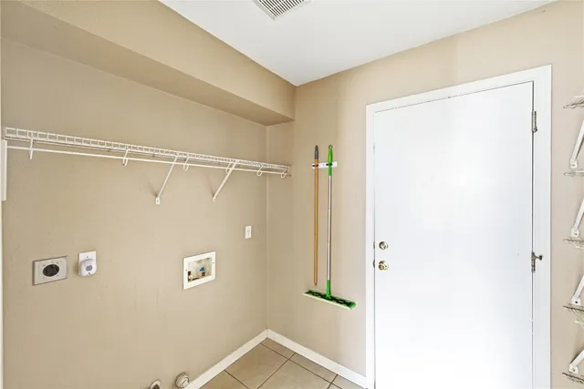 $2,200 | 1517 Canon Yeomans Trail, Austin, TX 78748