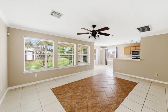 $2,200 | 1517 Canon Yeomans Trail, Austin, TX 78748