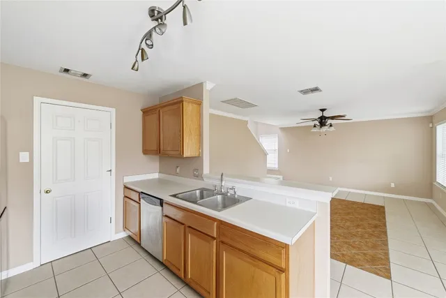 $2,200 | 1517 Canon Yeomans Trail, Austin, TX 78748