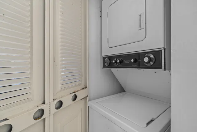 $95,000 | 4174 Inverrary Drive, Unit 413, Lauderhill, FL 33319