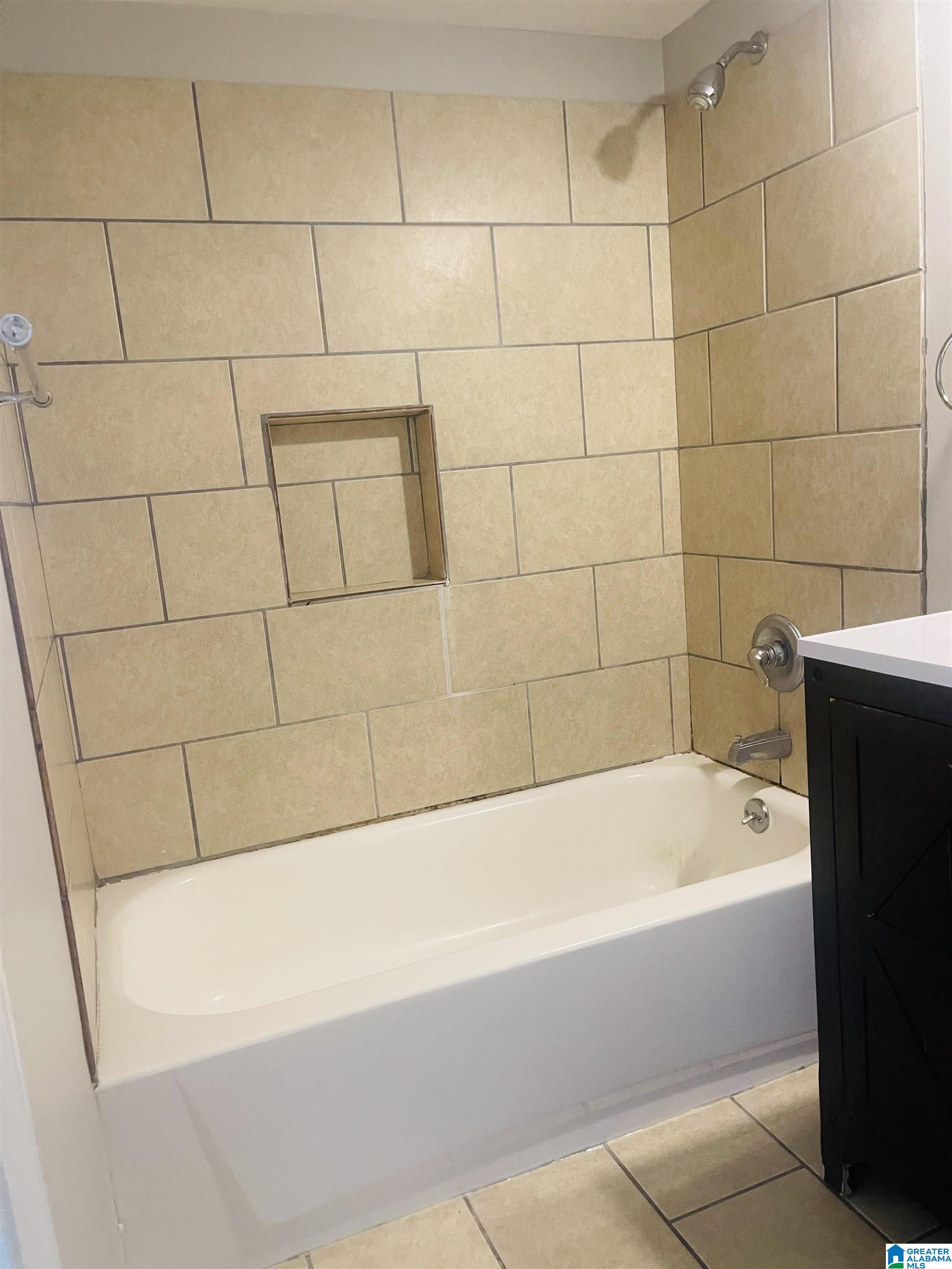 1909 Shades Cliff Terrace, Unit D Homewood, AL 35216 - Photo 12 of 13