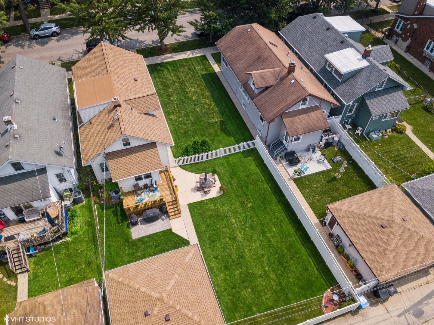 6322 West Huntington Street Chicago, IL 60646 - Photo 47 of 51 an aerial view of a house with a garden