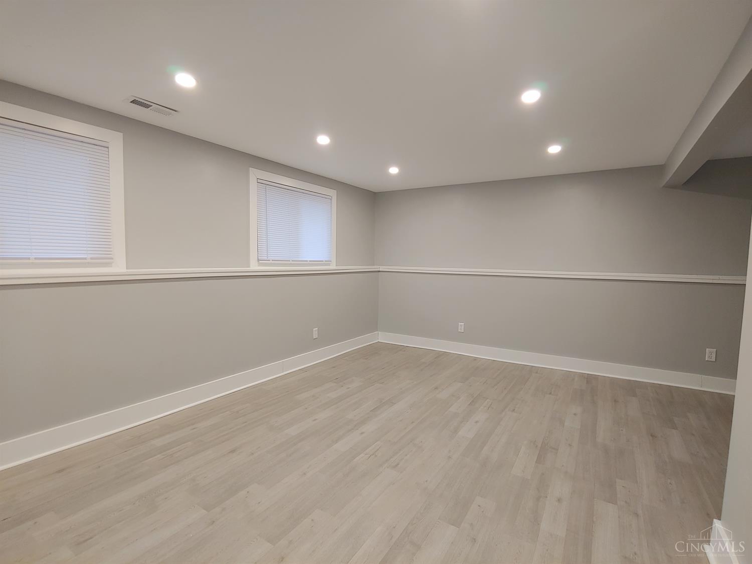 701 Woodgate Road Cincinnati, OH 45244 - Photo 15 of 19 Gallery Image 15