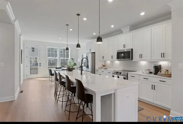 $3,000 | 805 Park Ridge Drive, Crozet, VA 22932