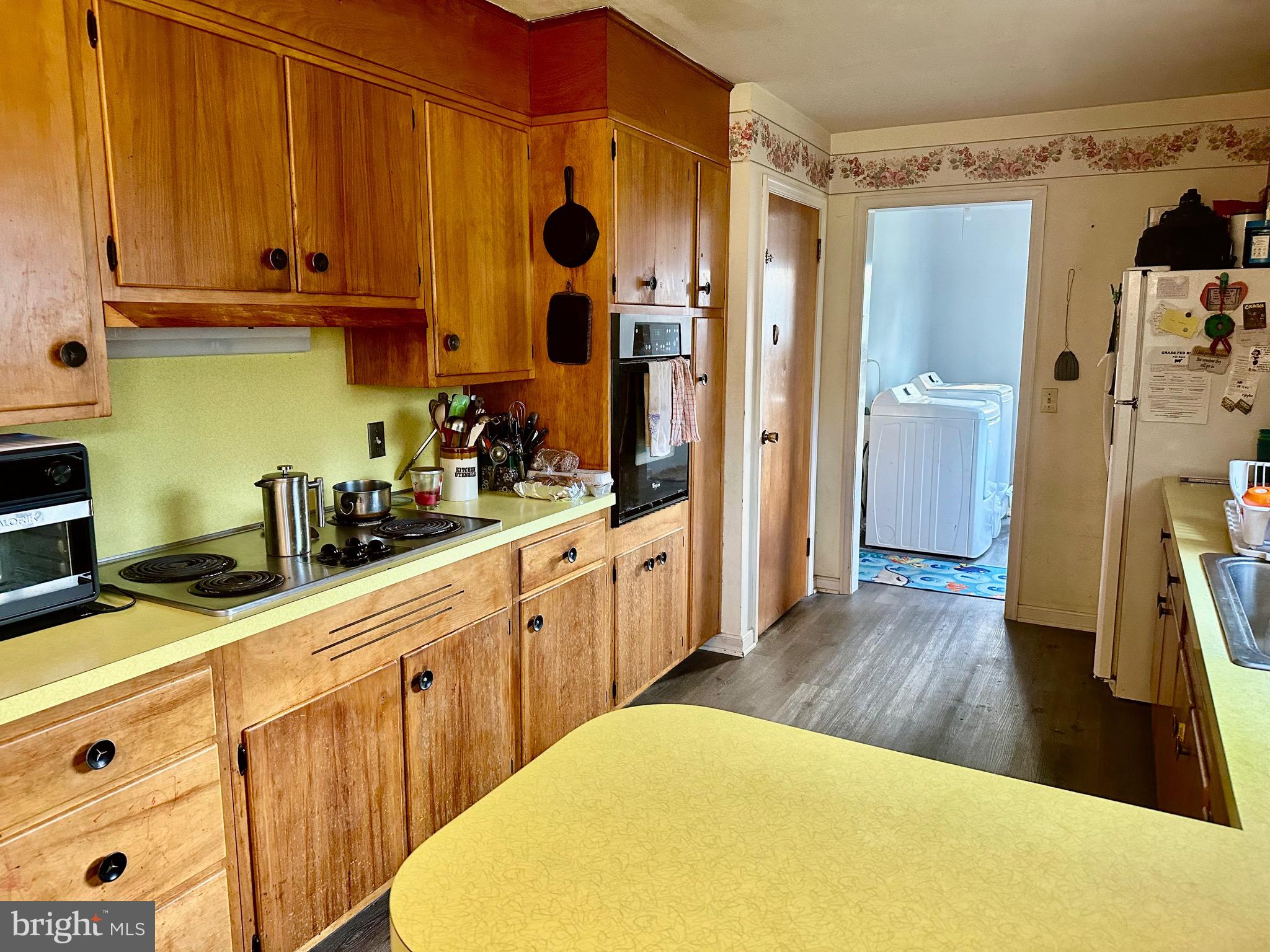 108 Lauschtown Road Denver, PA 17517 - Photo 8 of 21 Gallery Image 8