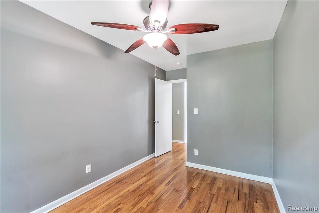 3039 Donley Avenue Rochester, MI 48309 - Photo 19 of 33