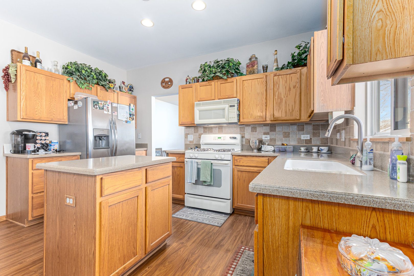 13331 South Bayberry Lane Plainfield, IL 60544 - Photo 5 of 16