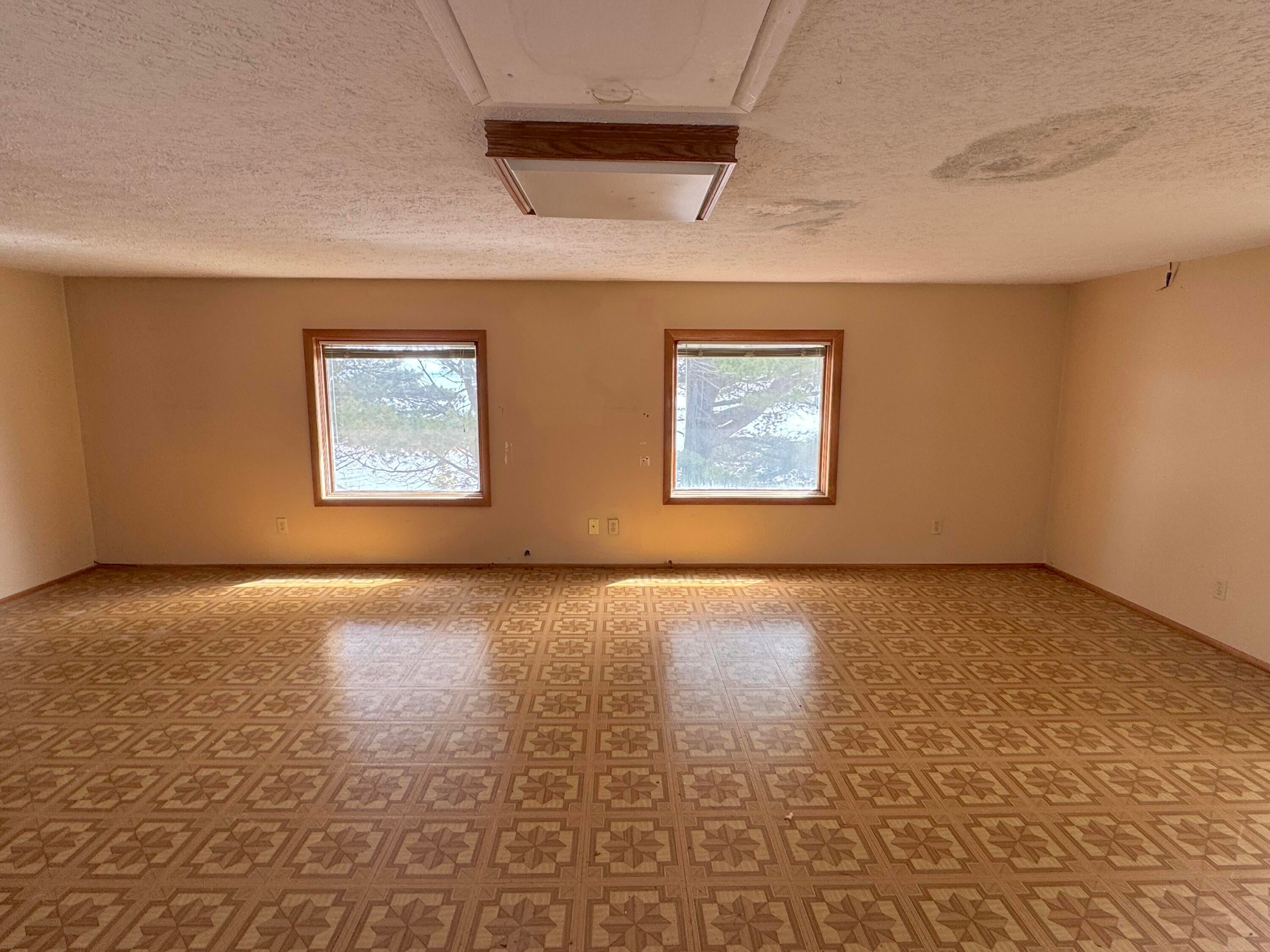 9948 North Whitefish Point Road Paradise, MI 49768 - Photo 23 of 37 Gallery Image 23