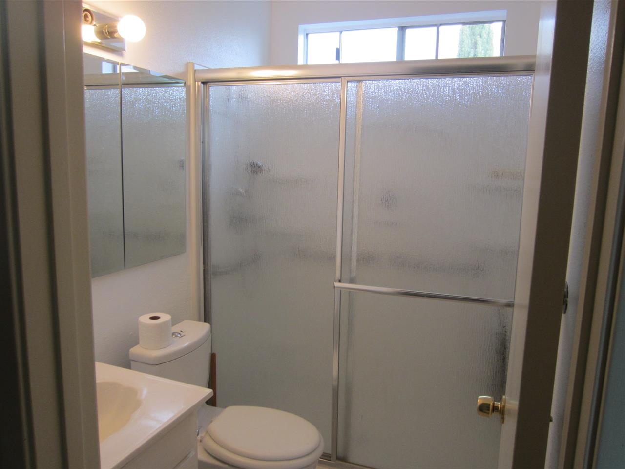 1417 Panorama Ridge Road Oceanside, CA 92056 - Photo 6 of 14 Easy entry