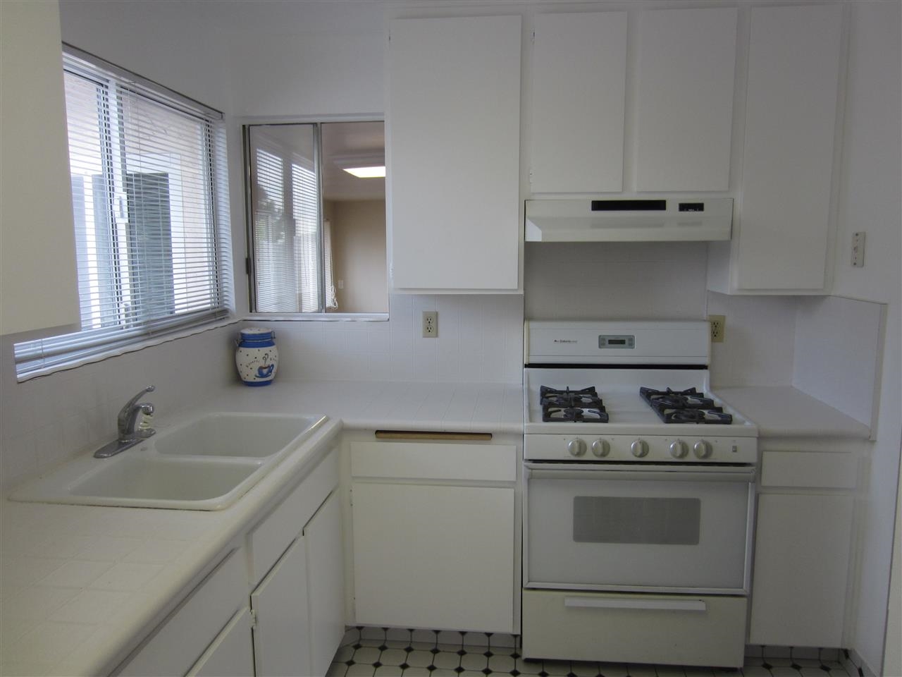 1417 Panorama Ridge Road Oceanside, CA 92056 - Photo 7 of 14 Gallery Image 7