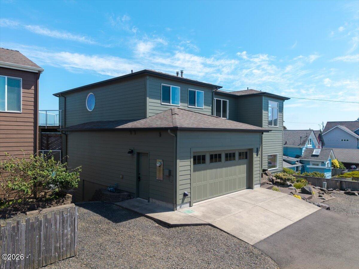 811 Southwest 12th Street Newport, OR 97365 - Photo 75 of 85