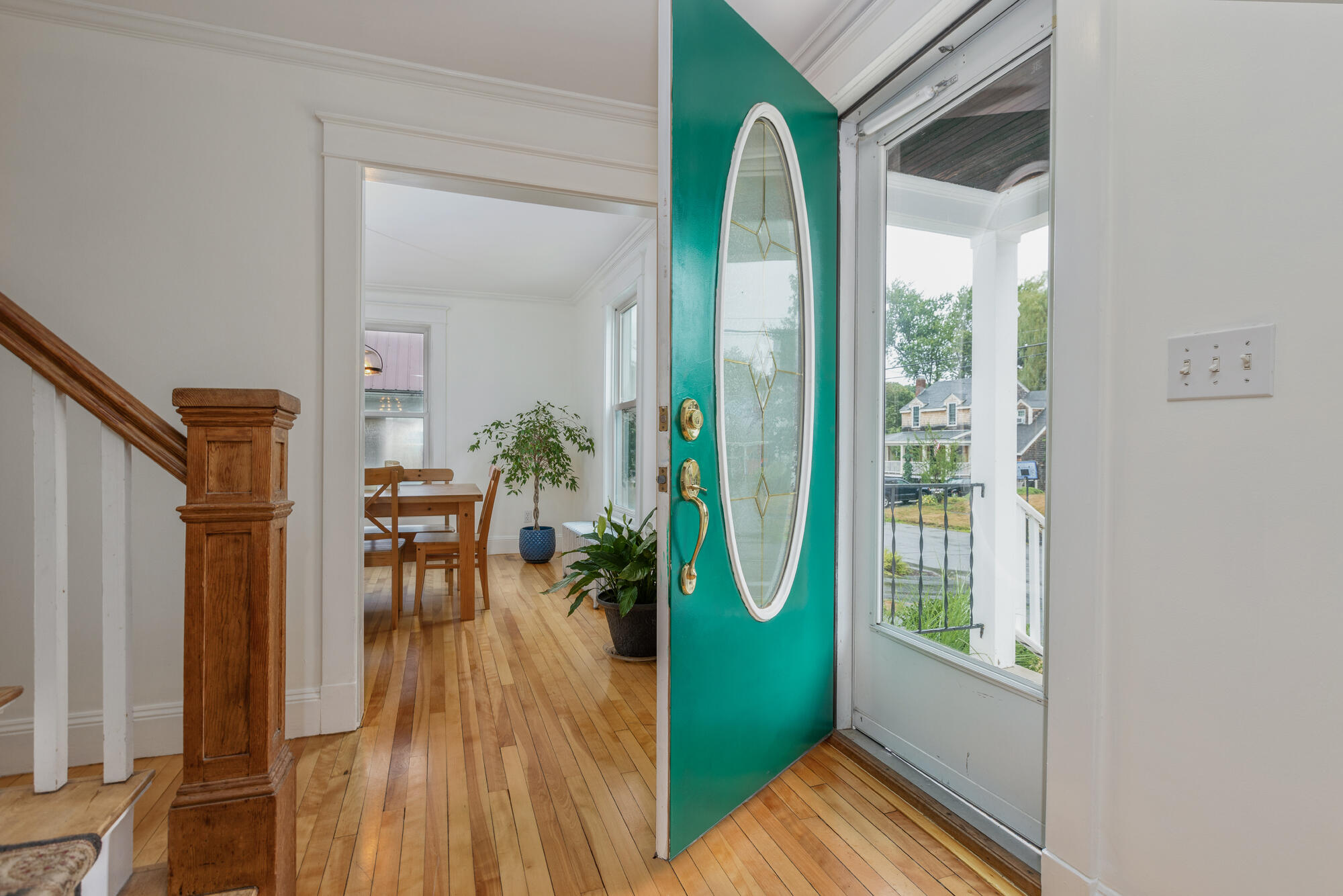 86 Edwards Street Portland, ME 04102 - Photo 11 of 48 Entry