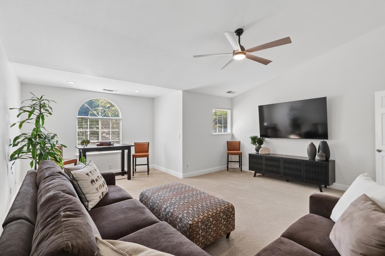 11937 Rising Sun Way Gold River, CA 95670 - Photo 24 of 42 Gallery Image 24