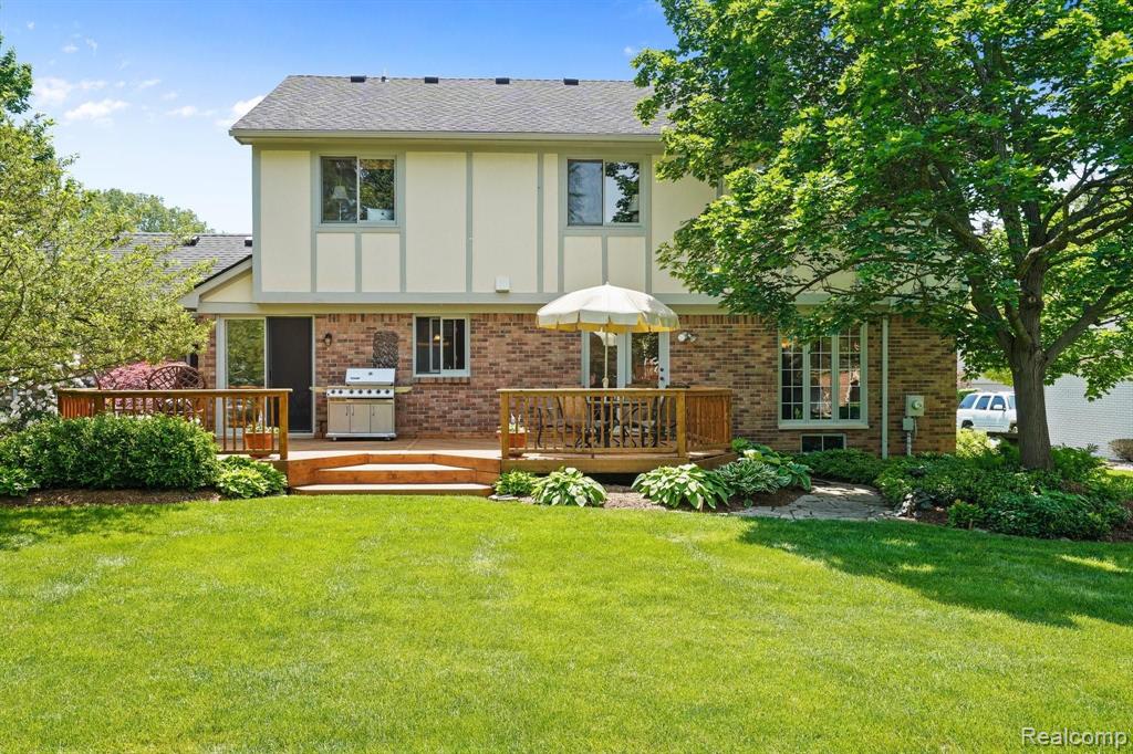 1026 Springwood Lane Rochester Hills, MI 48309 - Photo 3 of 33