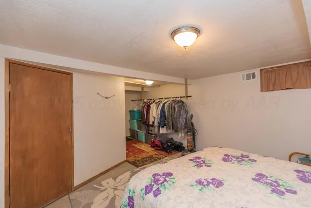 $260,000 | 201 South Wall Street, Stratford, TX 79084