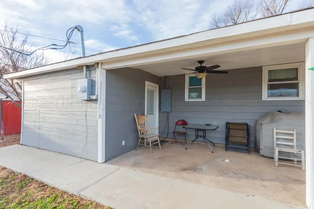 $260,000 | 201 South Wall Street, Stratford, TX 79084