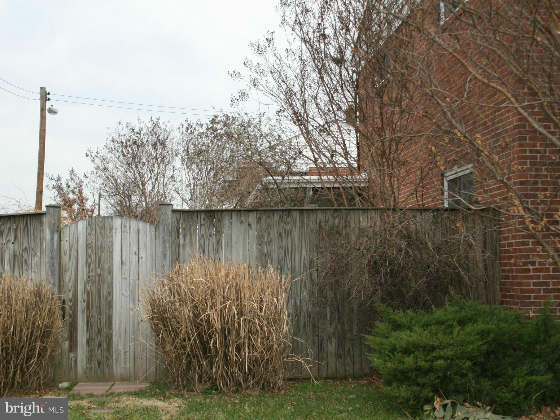 2700 Kirkleigh Road Baltimore, MD 21222 - Photo 3 of 24 Exterior (General)