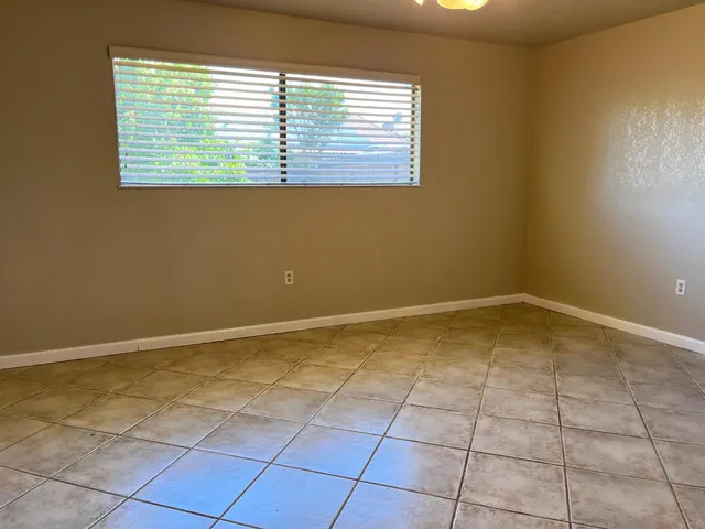 $2,300 | 1238 Chelsea Place, Manteca, CA 95336