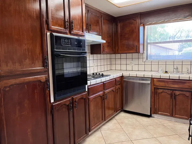 $2,300 | 1238 Chelsea Place, Manteca, CA 95336