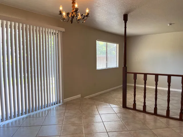 $2,300 | 1238 Chelsea Place, Manteca, CA 95336