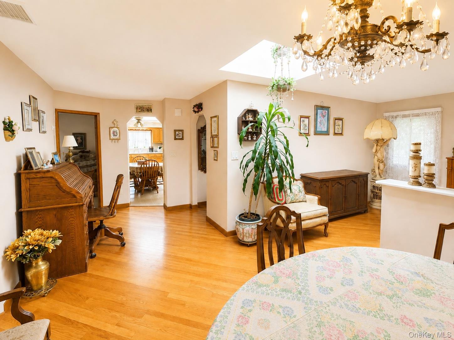 67 King Road Rocky Point, NY 11778 - Photo 6 of 36 Gallery Image 6