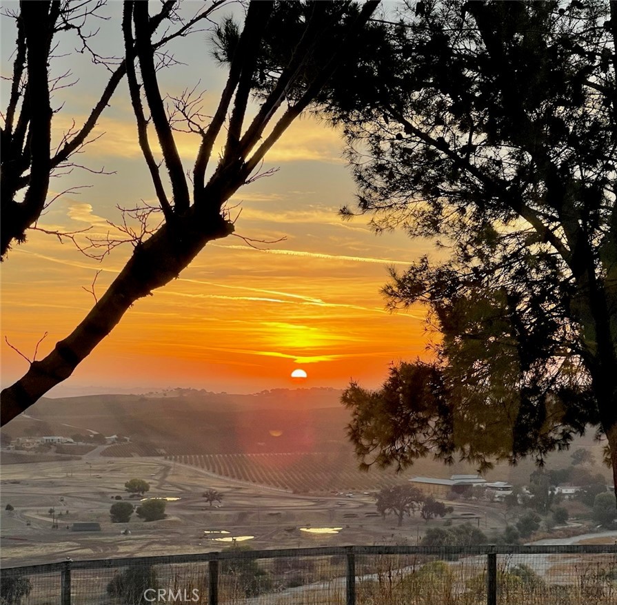 8560 Warren Road Paso Robles, CA 93446 - Photo 72 of 74 Gorgeous sunsets