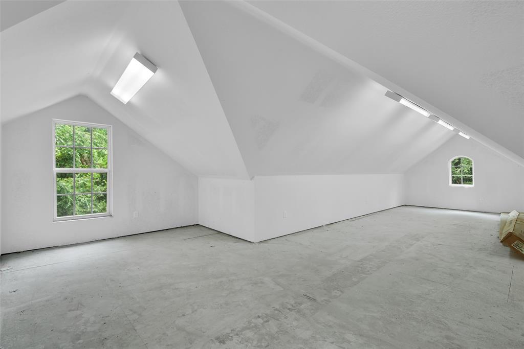 2255 Davy Lane Denison, TX 75020 - Photo 30 of 37 an empty room with windows