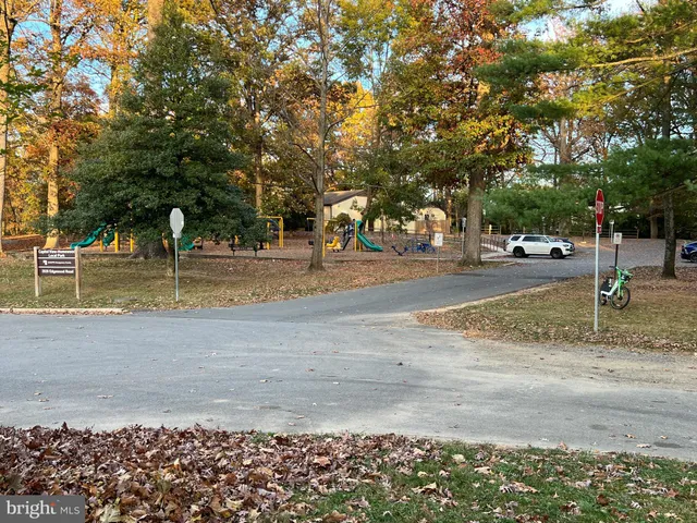 $2,800 | 3000 Edgewood Road, Kensington, MD 20895